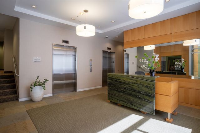 16 Miner St 306, Boston, MA 02215