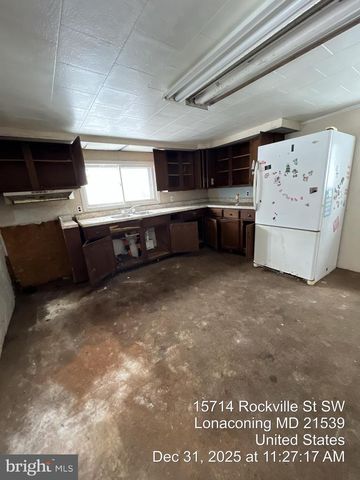 15718 ROCKVILLE ST SW, Lonaconing, MD 21539