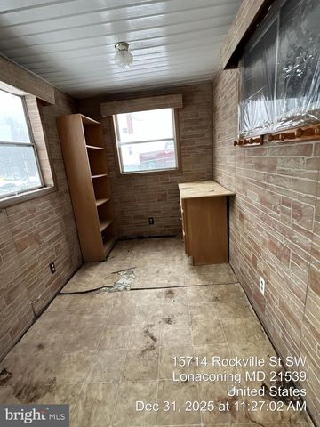15718 ROCKVILLE ST SW, Lonaconing, MD 21539