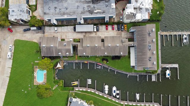 4011 Nasa Rd 1 Parkway 512, El Lago, TX 77586