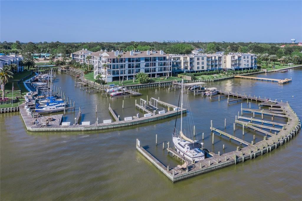 4011 Nasa Rd 1 Parkway 512, El Lago, TX 77586