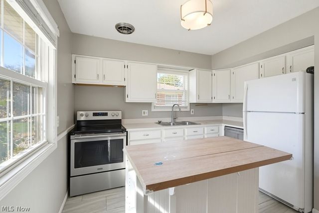 18210 Holland Road, Brook Park, OH 44142