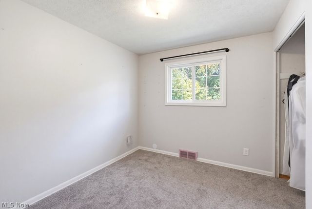 18210 Holland Road, Brook Park, OH 44142