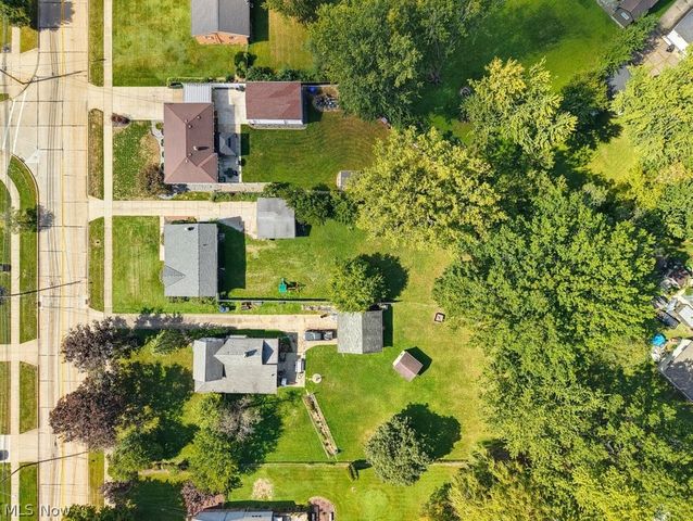 18210 Holland Road, Brook Park, OH 44142