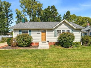18210 Holland Road, Brook Park, OH 44142
