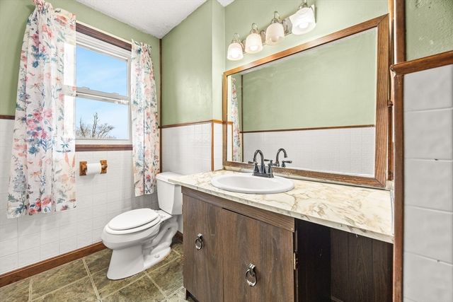 1080 Locust, Raynham, MA 02767