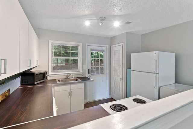 326 Mathews Avenue B, Atlanta, GA 30307