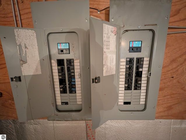 17527 110th Avenue, Evart, MI 49631