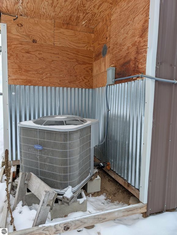 Image 31 of property listing at 17527 110th Avenue, Evart, MI 49631