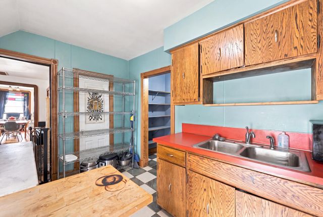 2641 Pillsbury Avenue S, Minneapolis, MN 55408