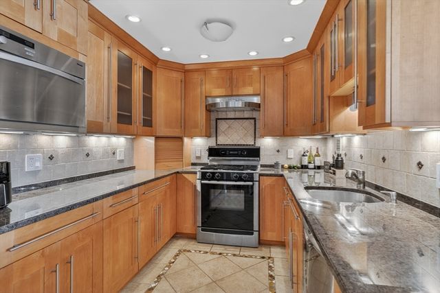 85 East India 23A, Boston, MA 02110