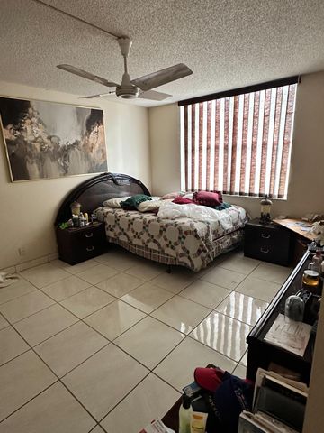 4850 NW 29th Court 132, Lauderdale Lakes, FL 33313