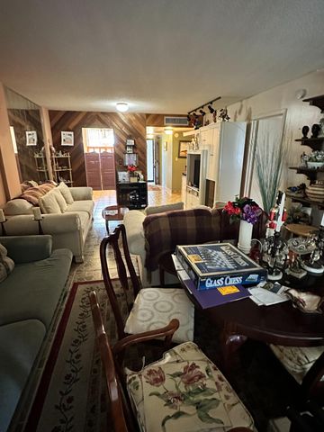 4850 NW 29th Court 132, Lauderdale Lakes, FL 33313