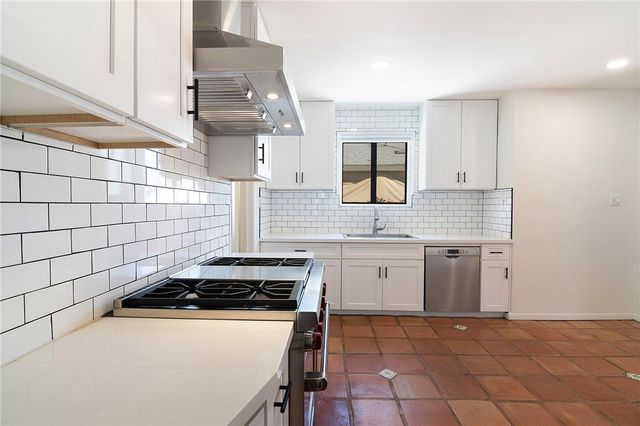 336 W Linden Avenue, Burbank, CA 91506