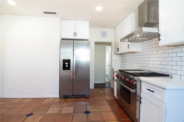 336 W Linden Avenue, Burbank, CA 91506