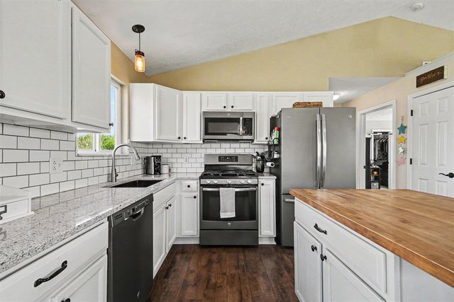 7864 County Farm Road, Greenville, MI 48838