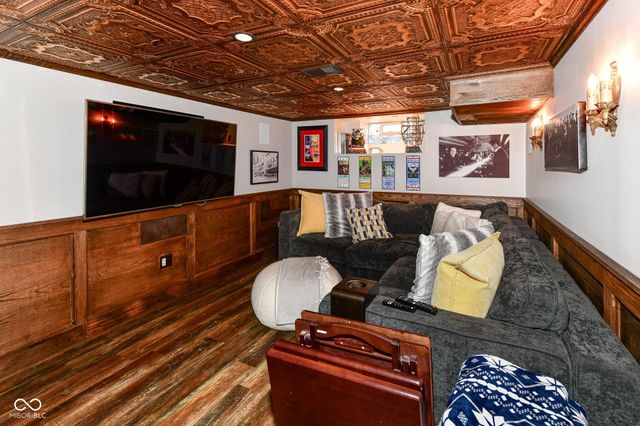 5683 Winthrop Avenue, Indianapolis, IN 46220