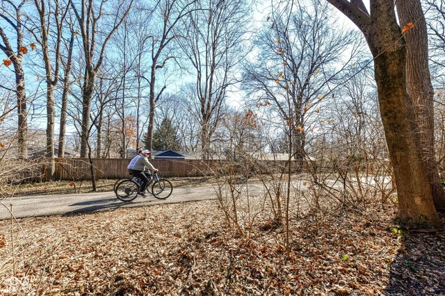 5683 Winthrop Avenue, Indianapolis, IN 46220