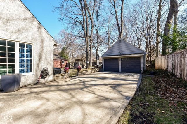 5683 Winthrop Avenue, Indianapolis, IN 46220