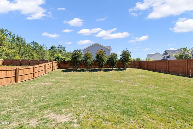 859 Bridlemine, Fuquay Varina, NC 27526