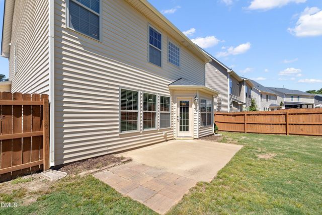 859 Bridlemine, Fuquay Varina, NC 27526