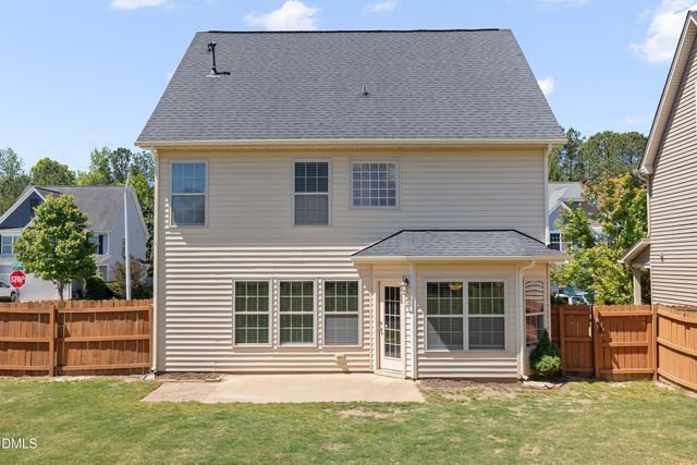859 Bridlemine, Fuquay Varina, NC 27526