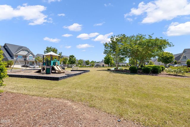 859 Bridlemine, Fuquay Varina, NC 27526