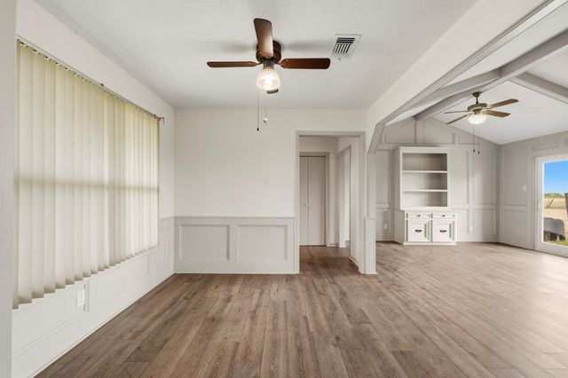2707 Straznicky Road, Beasley, TX 77417