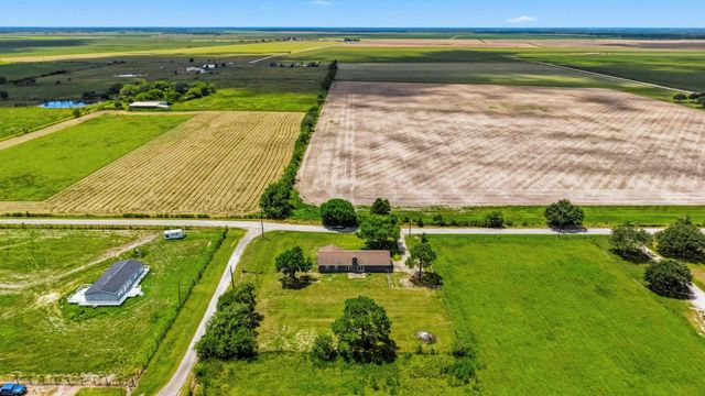 2707 Straznicky Road, Beasley, TX 77417