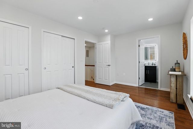 402 WOODCREST DR SE, Washington, DC 20032