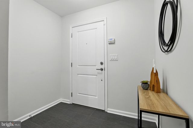 402 WOODCREST DR SE, Washington, DC 20032