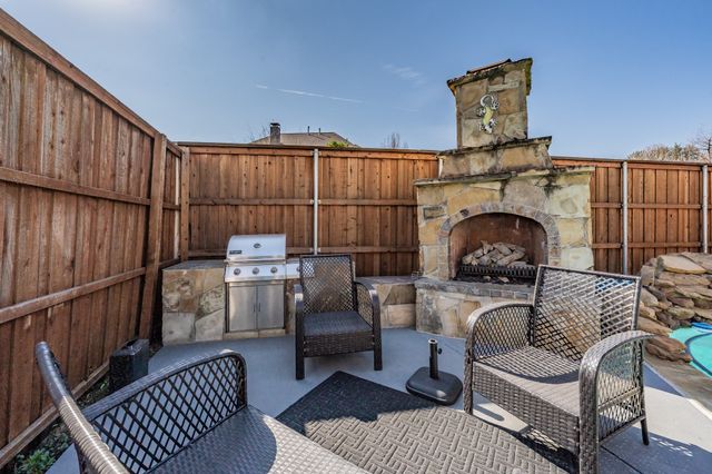 3909 Aquatic Drive, Carrollton, TX 75007