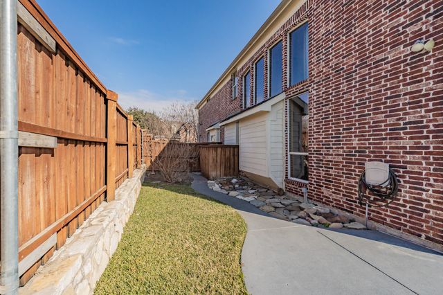 3909 Aquatic Drive, Carrollton, TX 75007
