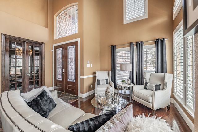 3909 Aquatic Drive, Carrollton, TX 75007