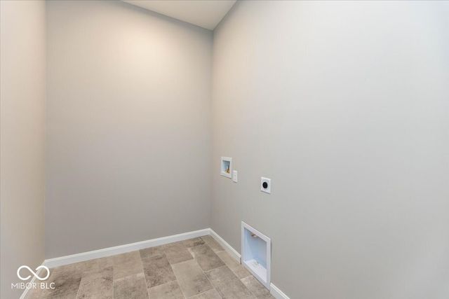 7150 Maidstone Cove, Mccordsville, IN 46055