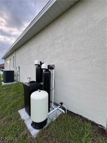 1926 Zombar CT, Lehigh Acres, FL 33972