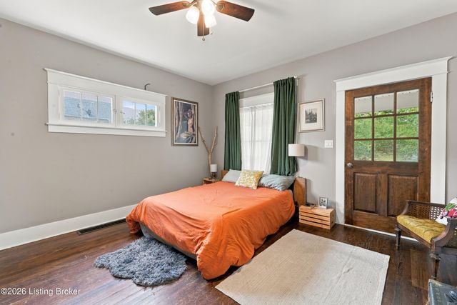 2910 Garfield Ave, Louisville, KY 40212