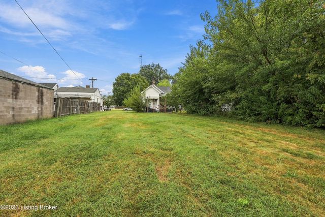 2910 Garfield Ave, Louisville, KY 40212