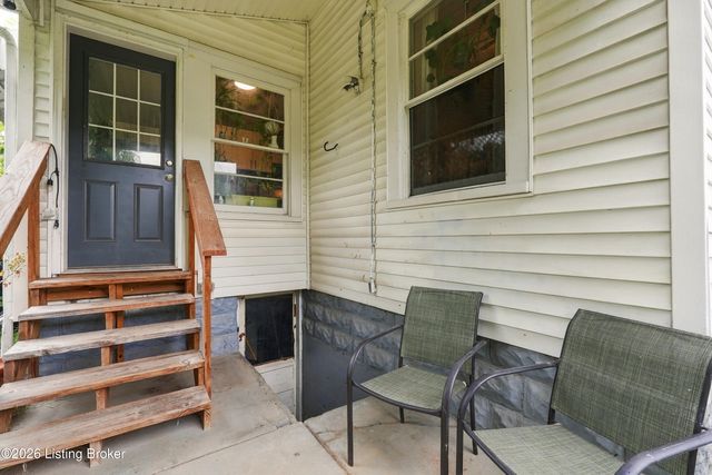 2910 Garfield Ave, Louisville, KY 40212