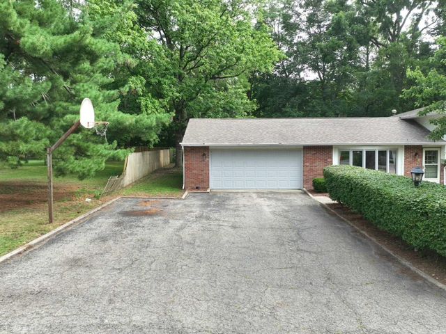 110 Brittany Lane, Monticello, IN 47960