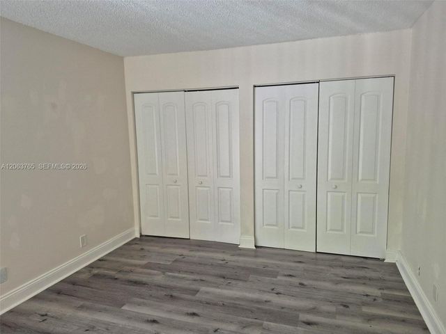 214 Wimbledon Lake Drive 57, Plantation, FL 33324