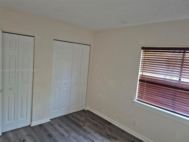 214 Wimbledon Lake Drive 57, Plantation, FL 33324