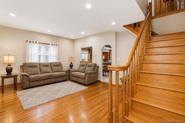 151-27 11th Avenue, Whitestone, NY 11357