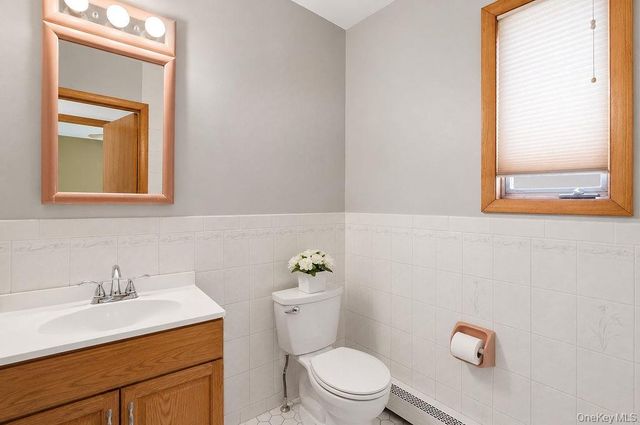 151-27 11th Avenue, Whitestone, NY 11357