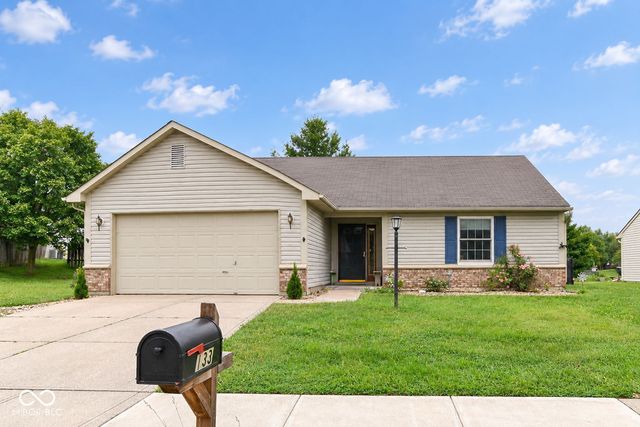 133 Brixton Woods West Drive, Pittsboro, IN 46167