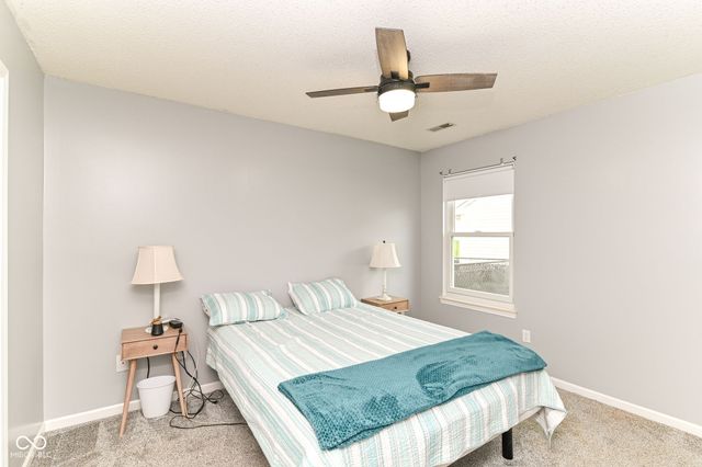 133 Brixton Woods West Drive, Pittsboro, IN 46167
