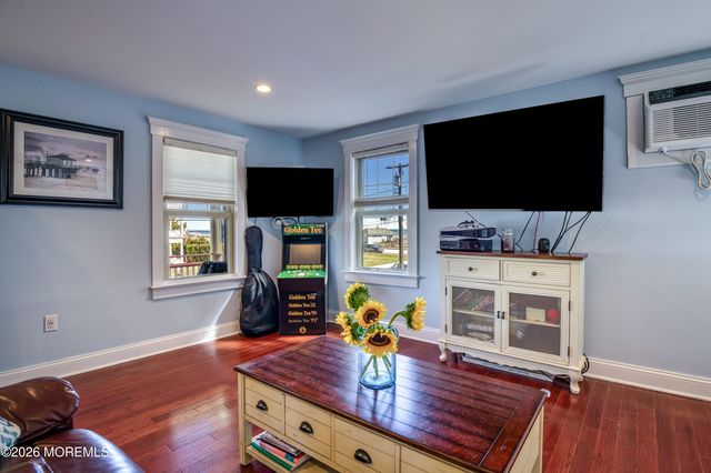 6 Webb Avenue 4, Ocean Grove, NJ 07756