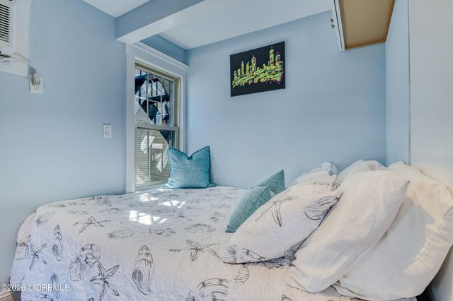 6 Webb Avenue 4, Ocean Grove, NJ 07756