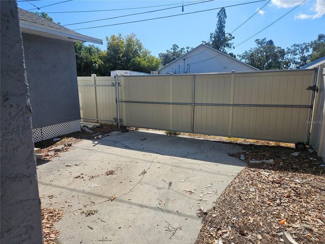 3450 17TH AVENUE S, St Petersburg, FL 33711