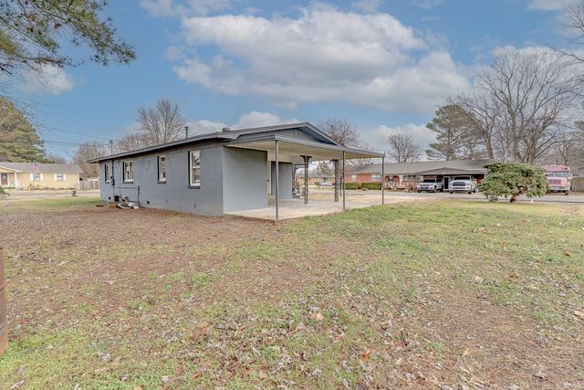 100 S 13th Ave, Paragould, AR 72450